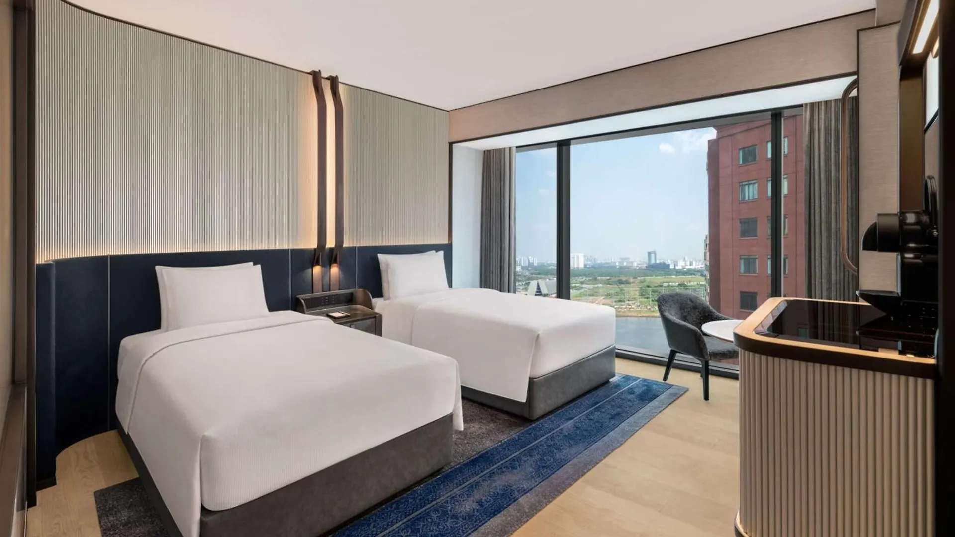 Hilton Saigon Hotel Ho Chi Minh City 5*,  Vietnam